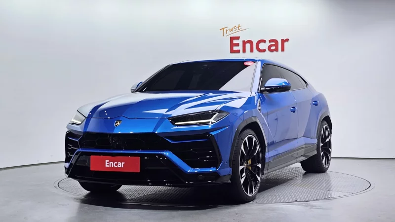 Lamborghini URUS