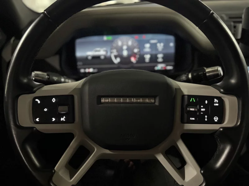 Land Rover DEFENDER