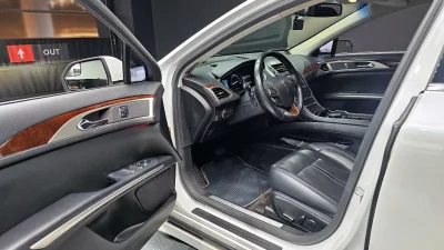 Lincoln MKZ