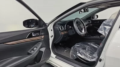 Nissan MAXIMA