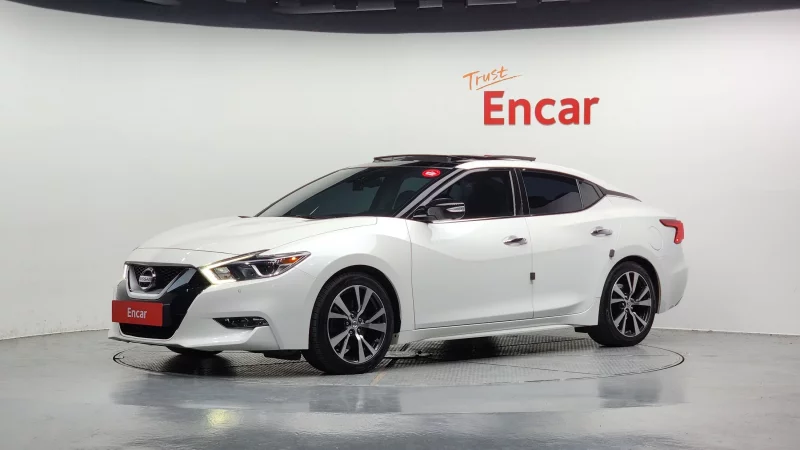 Nissan MAXIMA