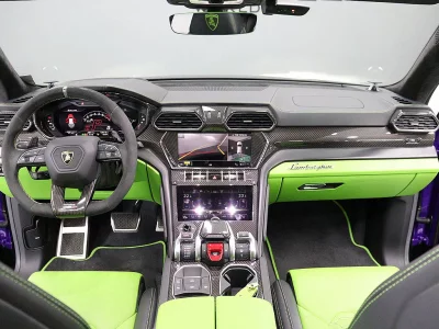 Lamborghini URUS