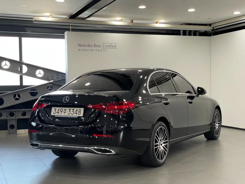 Mercedes-Benz C-Class