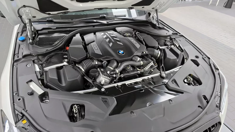 BMW 8-Series