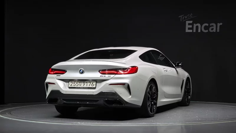 BMW 8-Series