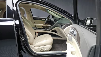 Lincoln MKZ