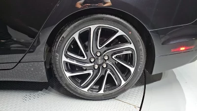 Lincoln MKZ