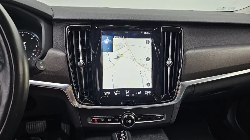 Volvo V90