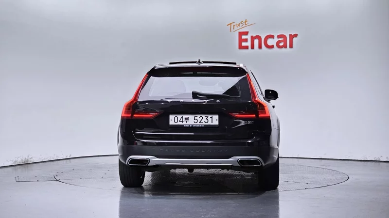Volvo V90