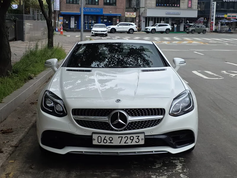 Mercedes-Benz SLC-Class