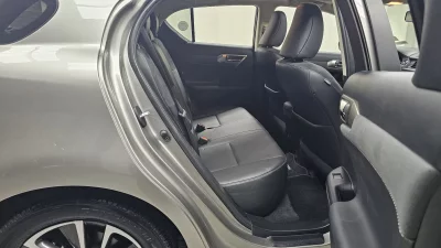 Lexus CT200h