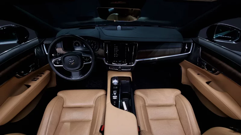 Volvo S90