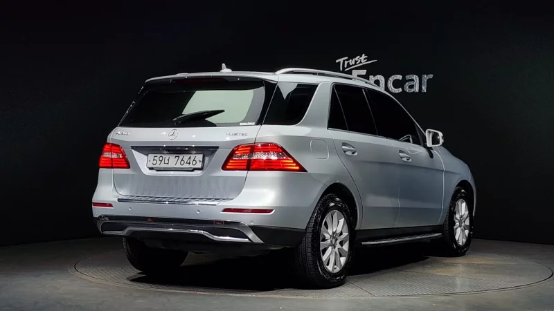 Mercedes-Benz M-class