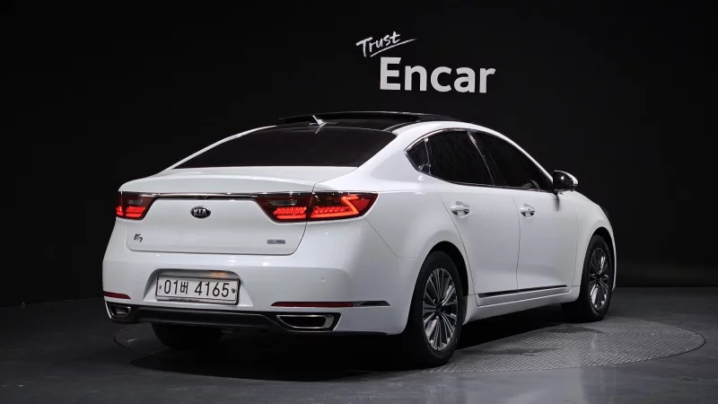 Kia K7