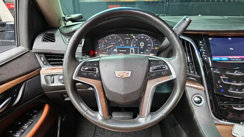 Cadillac Escalade