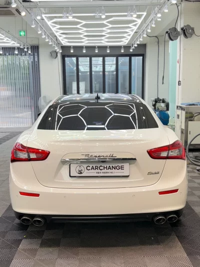 Maserati GHIBLI