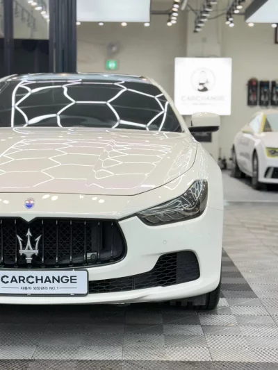 Maserati GHIBLI