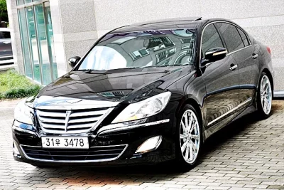 Hyundai Genesis