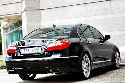 Hyundai Genesis
