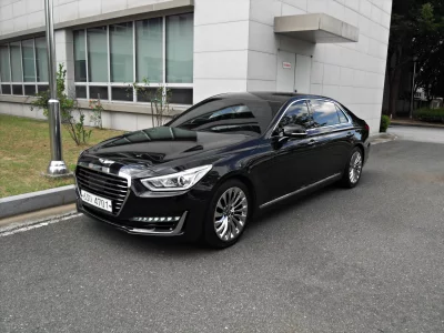 Genesis EQ900