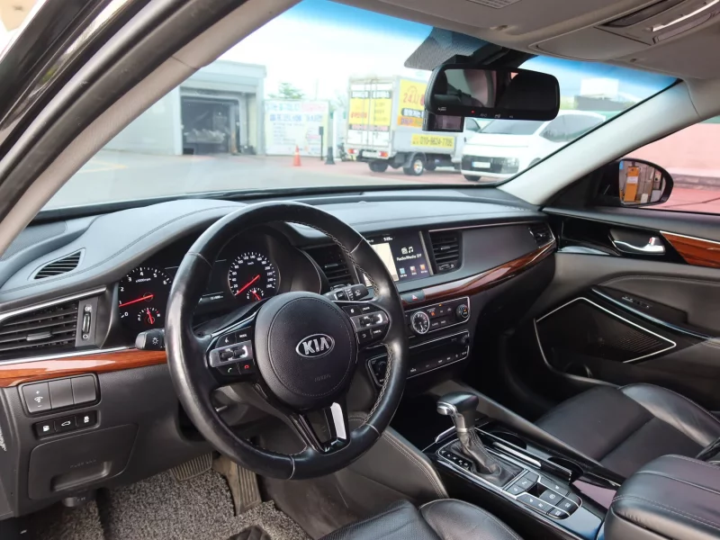 Kia K7
