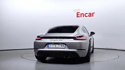 Porsche 718
