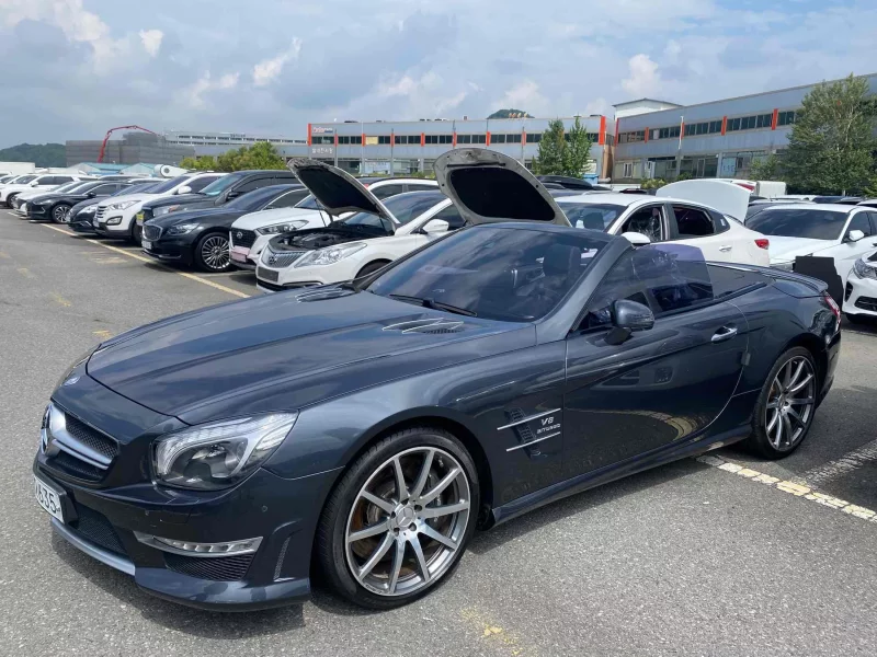 Mercedes-Benz SL-Class