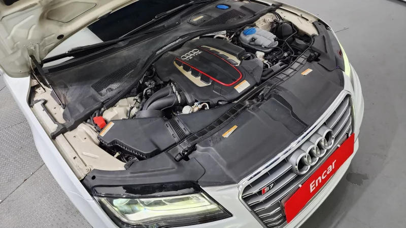 Audi S7