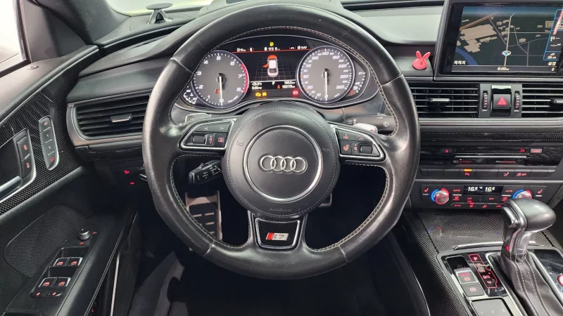 Audi S7