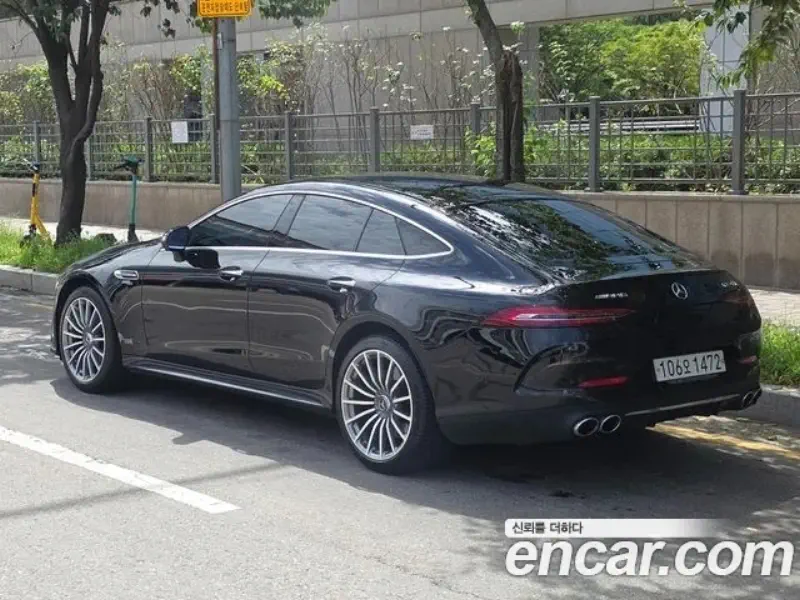 Mercedes-Benz AMG GT