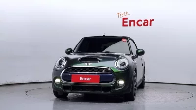 MINI Cooper Convertible