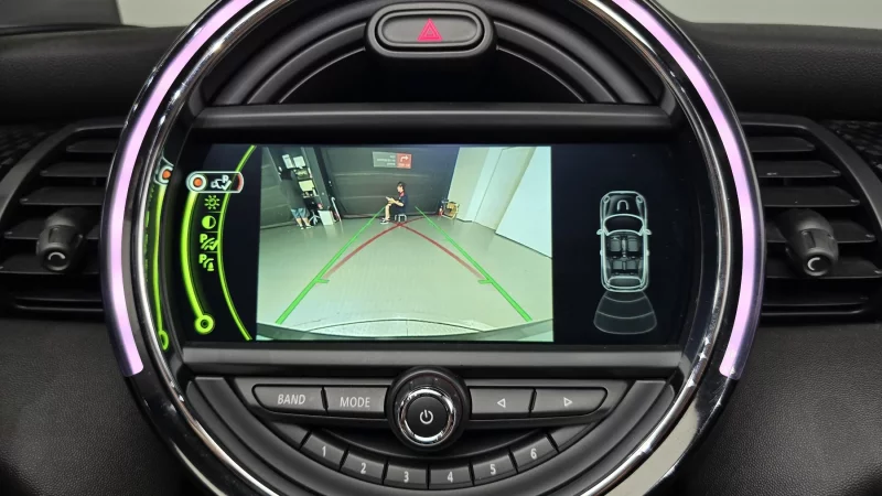 MINI Cooper Convertible