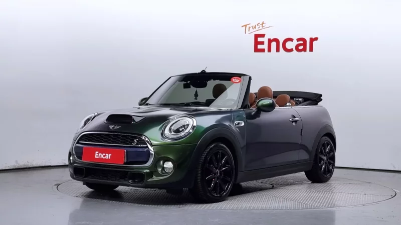 MINI Cooper Convertible