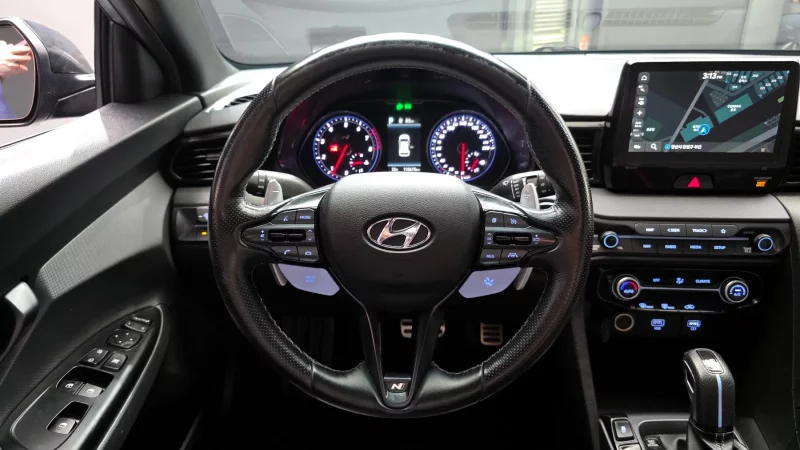 Hyundai Veloster