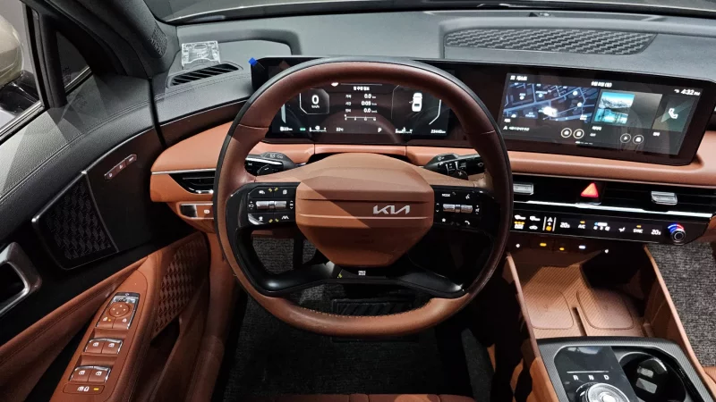 Kia K8