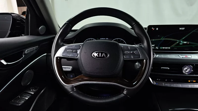 Kia K9