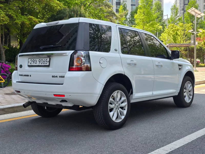 Land Rover FREELANDER
