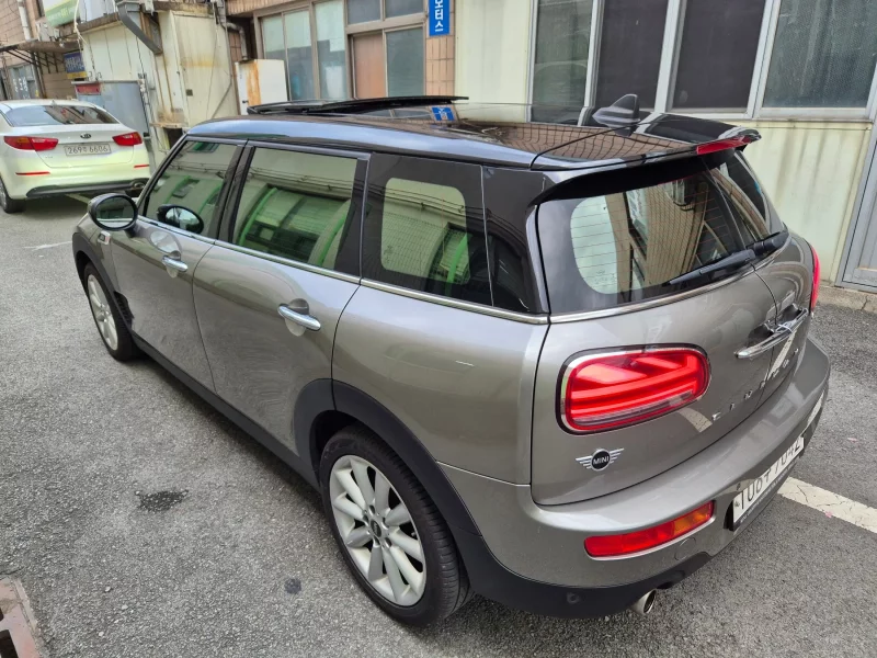 MINI Clubman