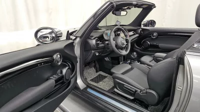 MINI Cooper Convertible