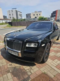 Rolls-Royce GHOST