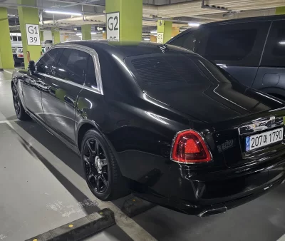 Rolls-Royce GHOST