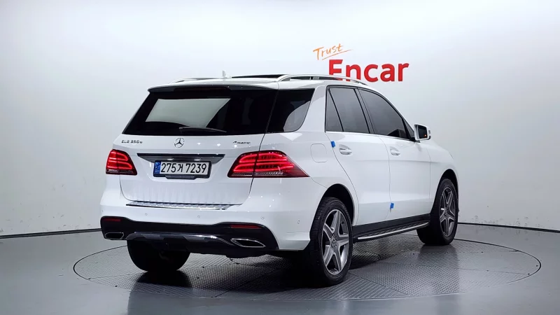 Mercedes-Benz GLE-Class