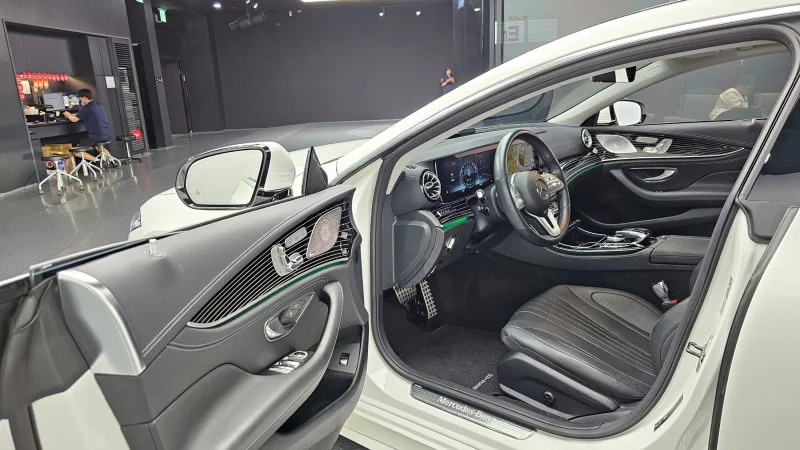 Mercedes-Benz CLS-Class