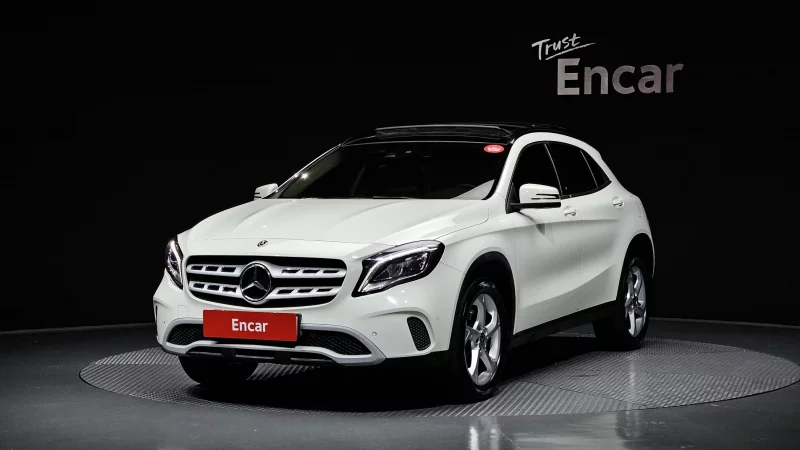 Mercedes-Benz GLA-Class