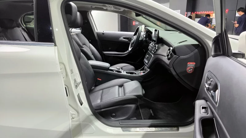 Mercedes-Benz GLA-Class