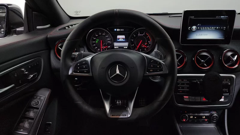 Mercedes-Benz CLA-Class