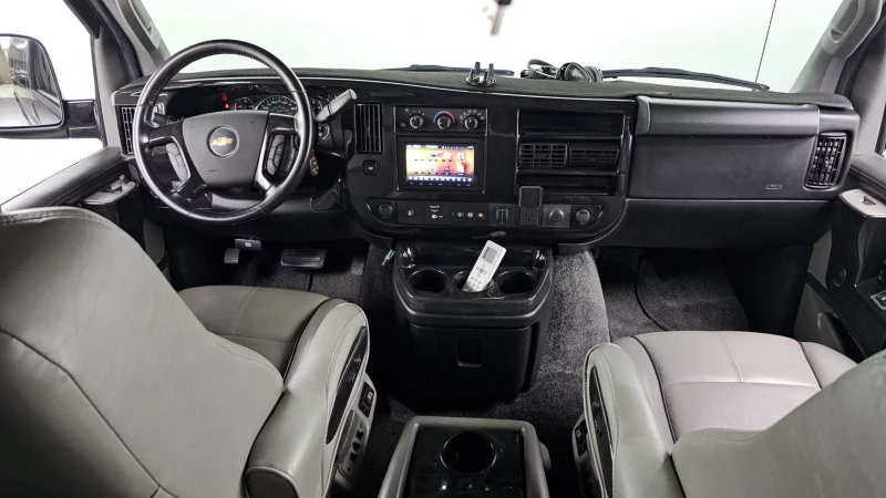 Chevrolet Express Van