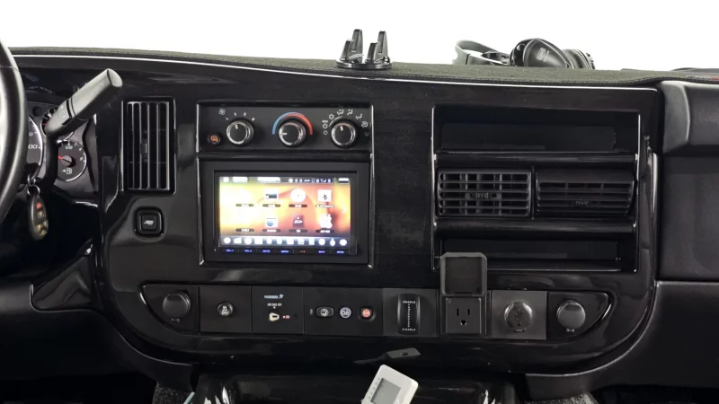 Chevrolet Express Van