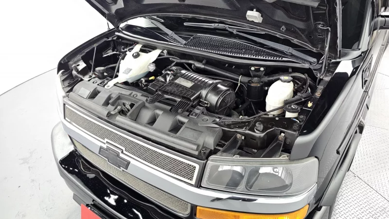 Chevrolet Express Van