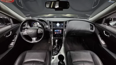 Infiniti Q50